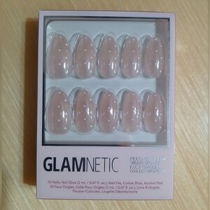 NIB Glamnetic Press On Nails Sugar Glazed Medium Oval Sold Out